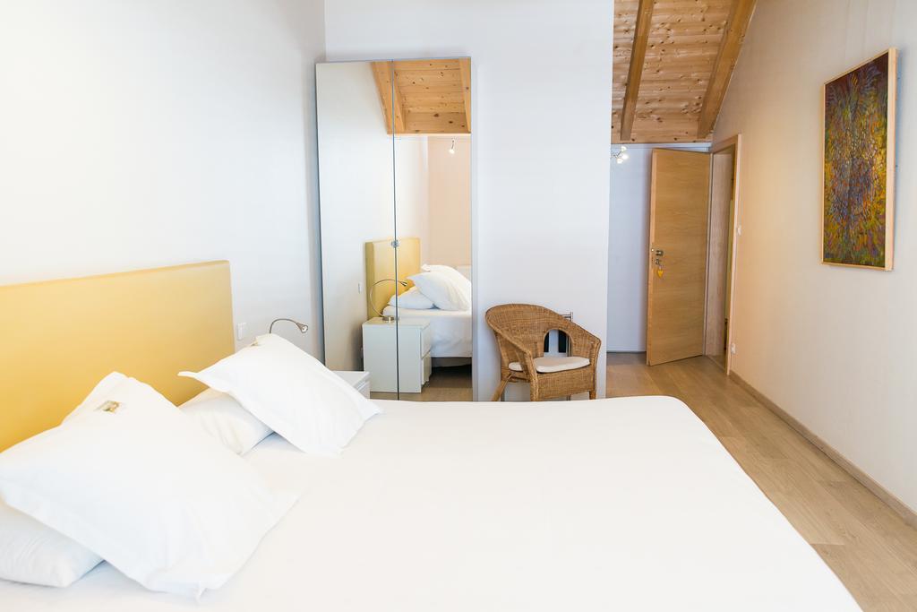 Ame De La Terre Bed and Breakfast Ruffey-lès-Échirey Eksteriør billede